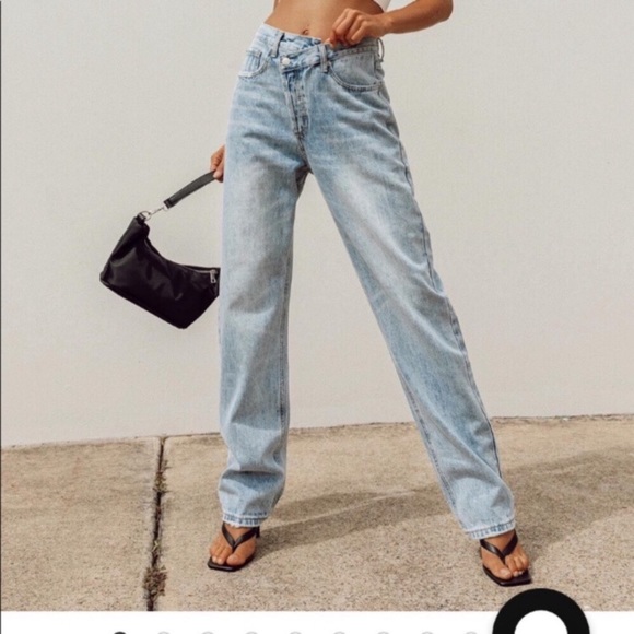 PRINCESS POLLY | 6 HOLLY ASYMMETRIC JEANS BLUE - Picture 2 of 15